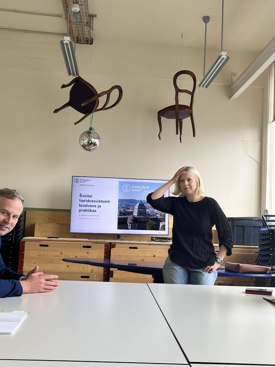 Koolijuhtide &otilde;ppek&auml;ik &Scaron;veitsi